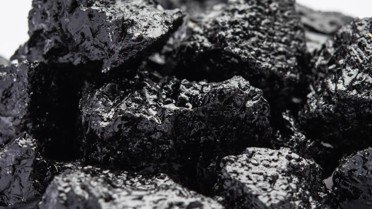 The Ancient Power of Himalayan Shilajit_ Nature's Mineral-Rich Superfood